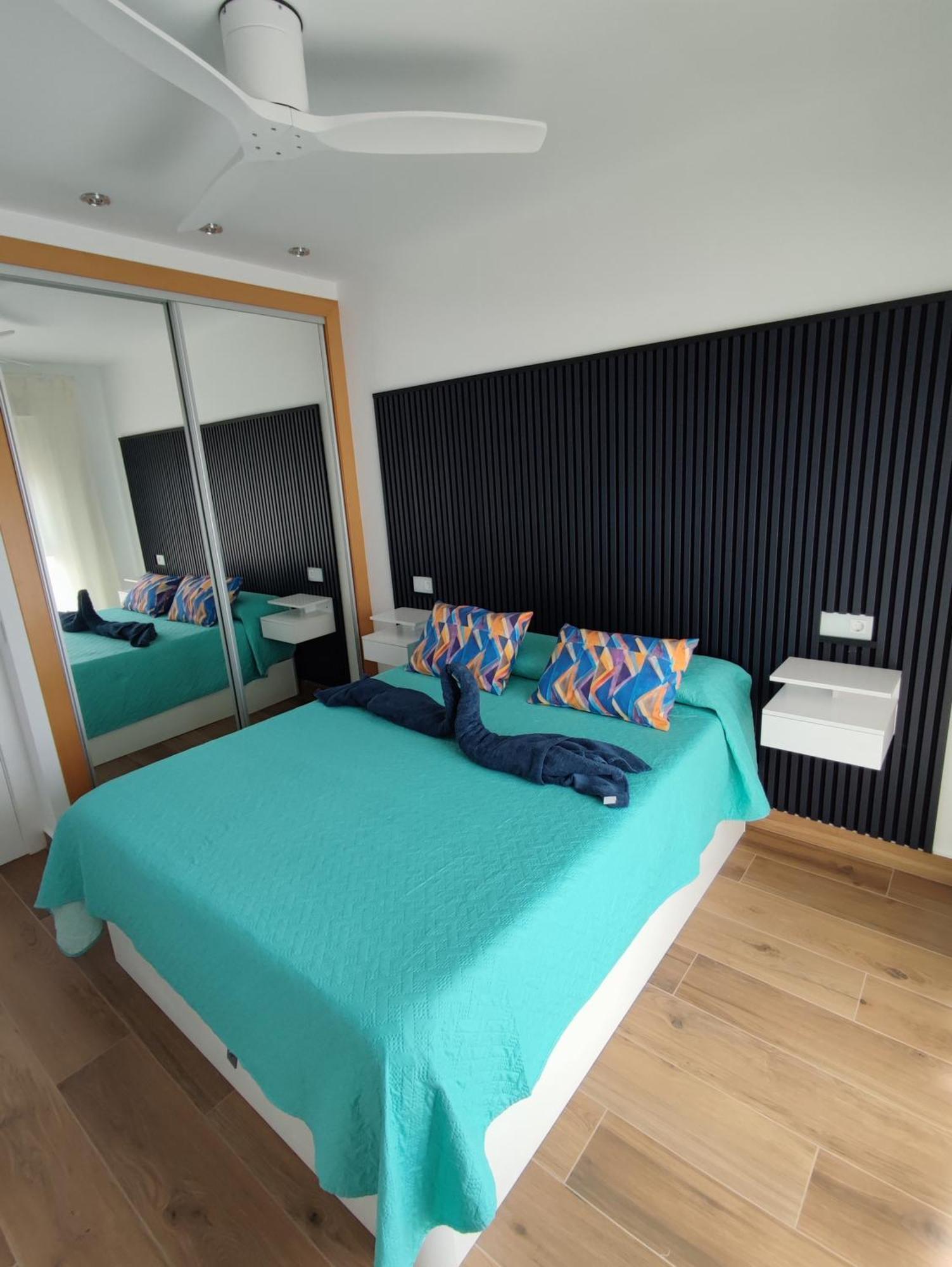 Apartament El Atico De Teresa Con Piscina Privada Climatizada A 250M Playa Vera Zewnętrze zdjęcie