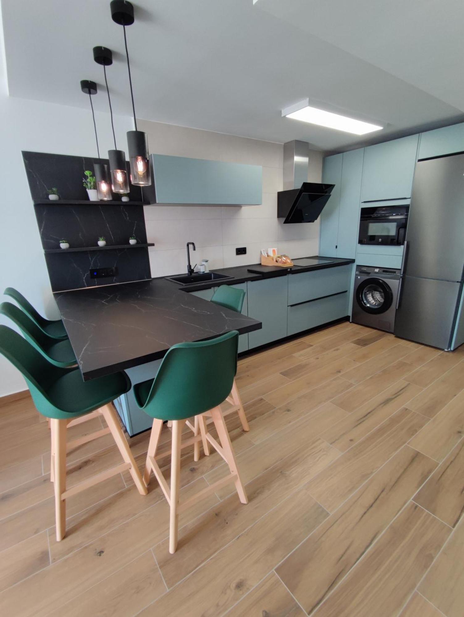 Apartament El Atico De Teresa Con Piscina Privada Climatizada A 250M Playa Vera Zewnętrze zdjęcie